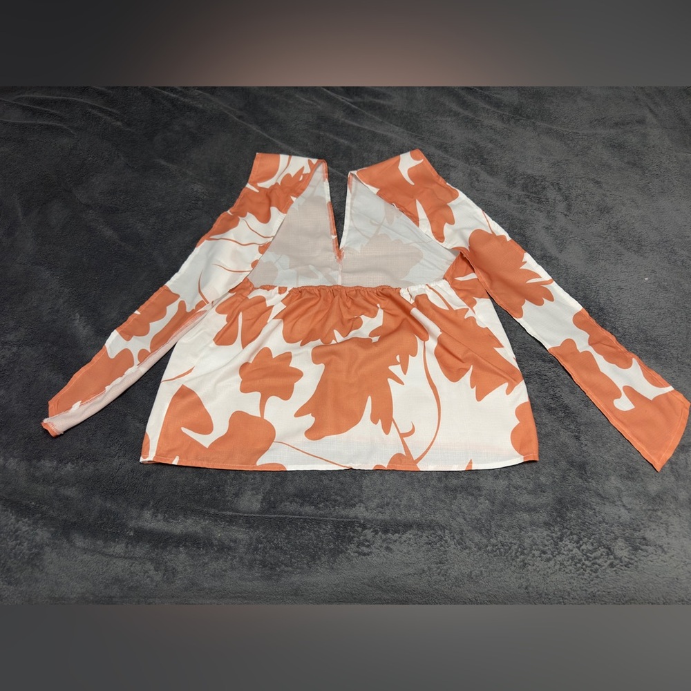 Elegant Floral Orange and White open back top - Picture 4 of 6